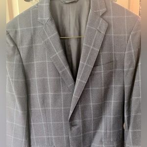 Navy blue windowpane blazer. Brooks Brothers. Purchased in 2018. Size 42R.